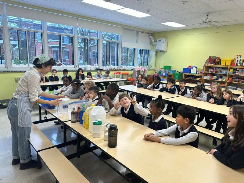 Activité de science à l'école Sainte-Anne